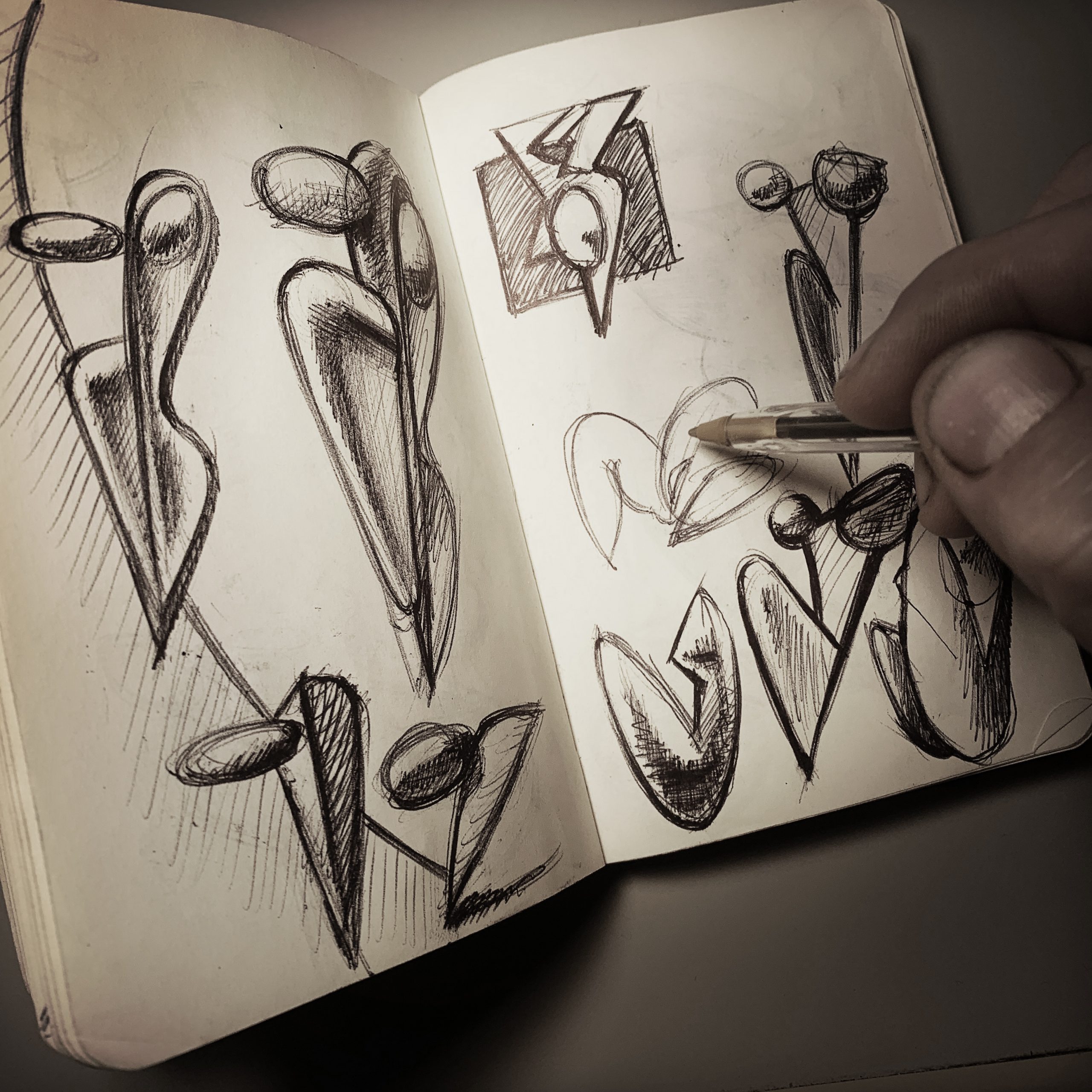 Sergio Franceschini - Artiste Sculpteur - Rue Moinon - Paris - Banner - sketch